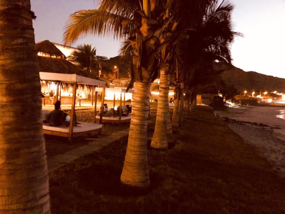 Socialtel Mancora Hotel Luaran gambar