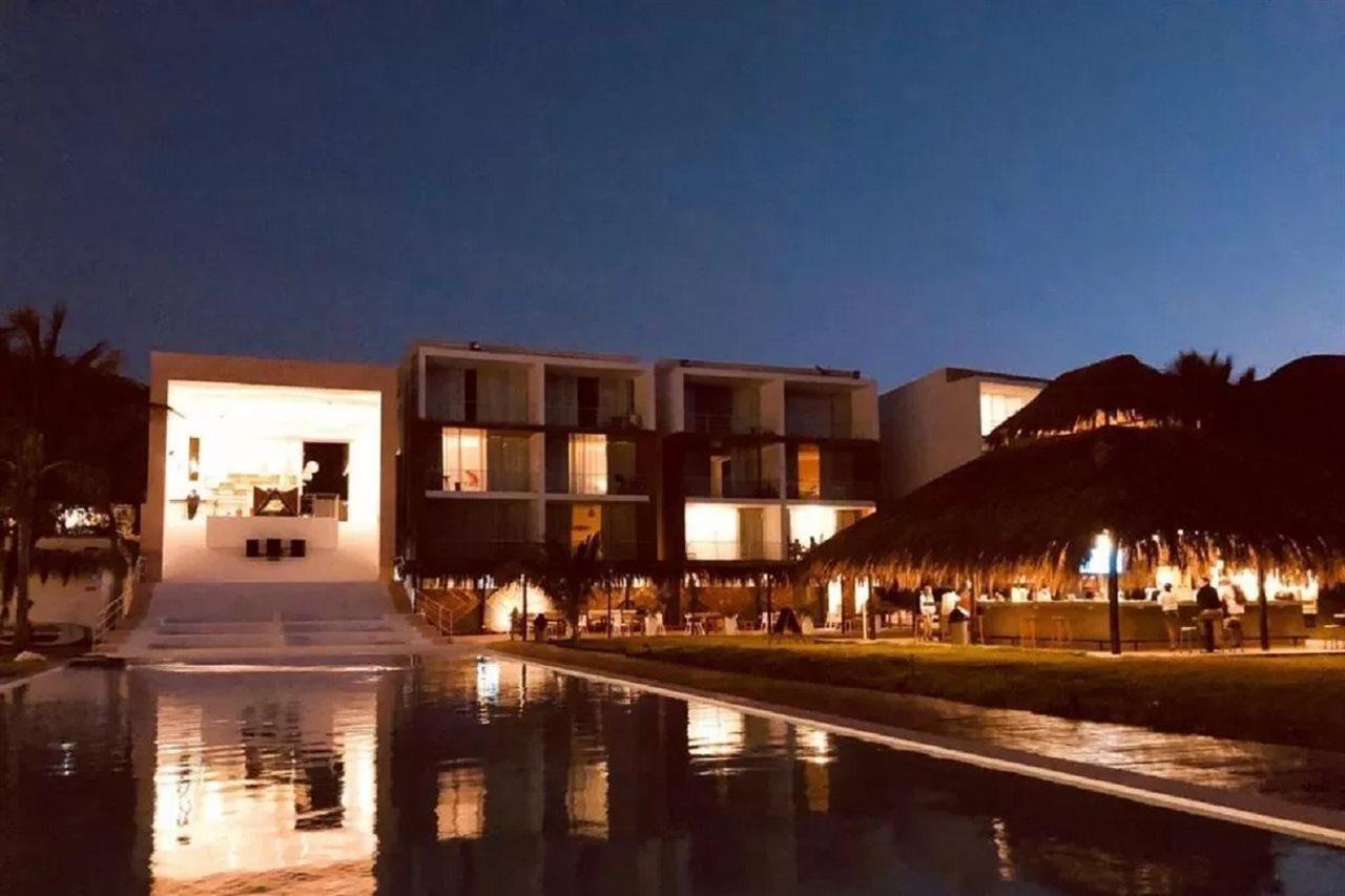 Socialtel Mancora Hotel Luaran gambar
